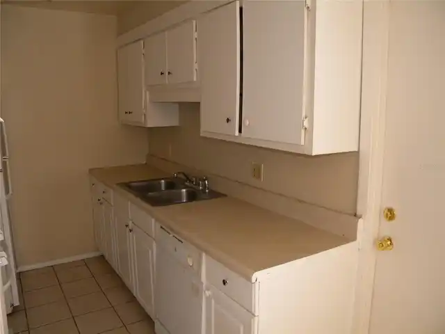 Listing Photo 7