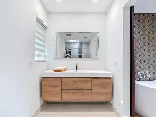 Listing Photo 28