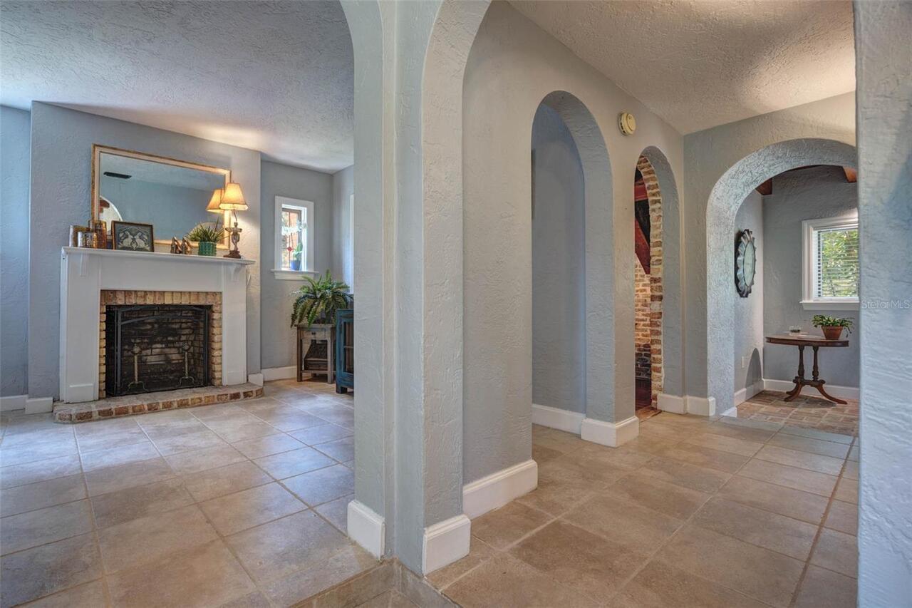 Listing Photo 15