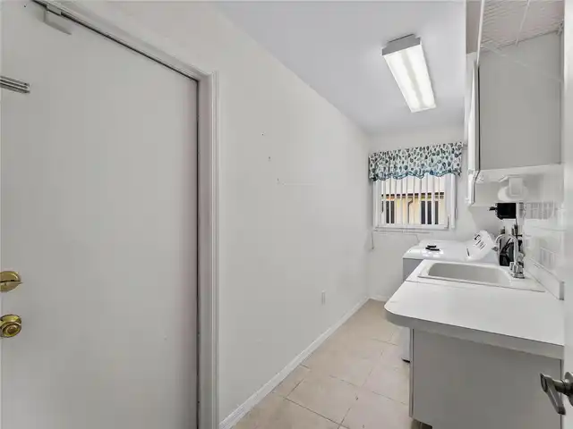 Listing Photo 34