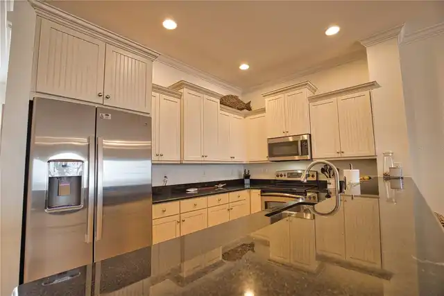 Listing Photo 15