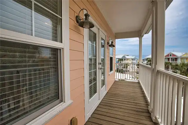 Listing Photo 42