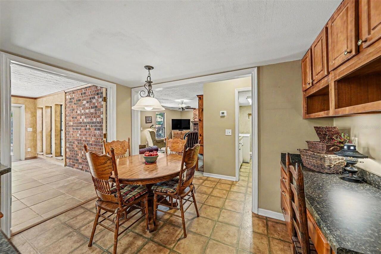 Listing Photo 17