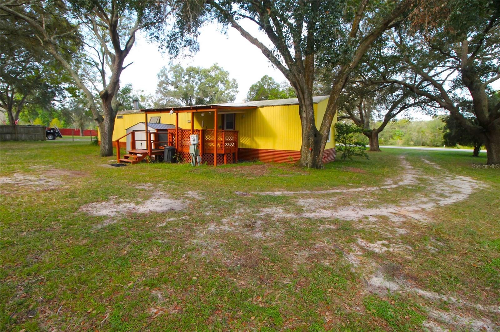 Minneola Real Estate
