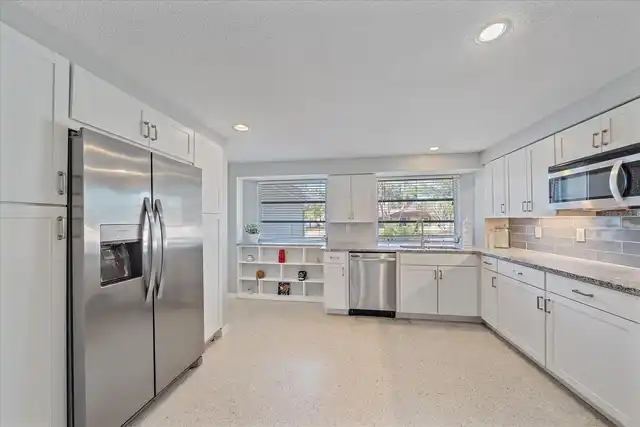 Listing Photo 13