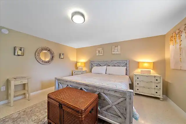 Listing Photo 23