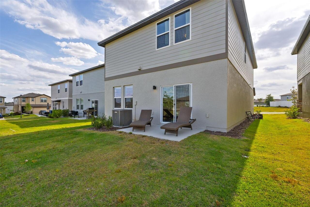 Listing Photo 12
