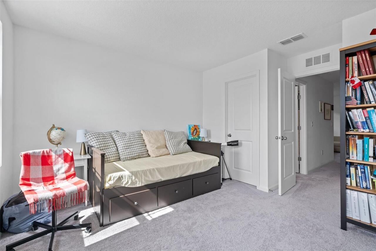 Listing Photo 14