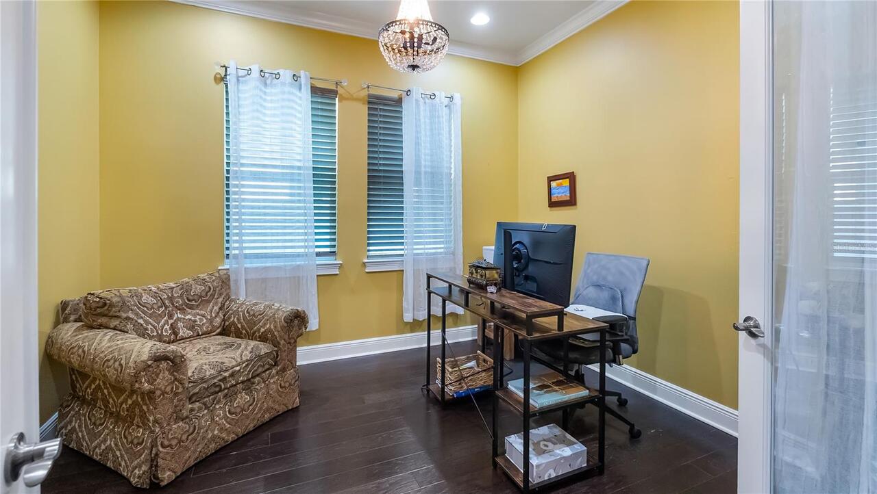 Listing Photo 9
