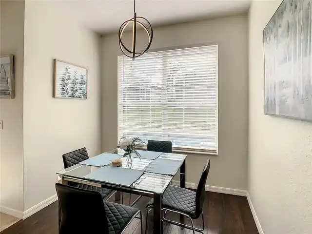 Listing Photo 8