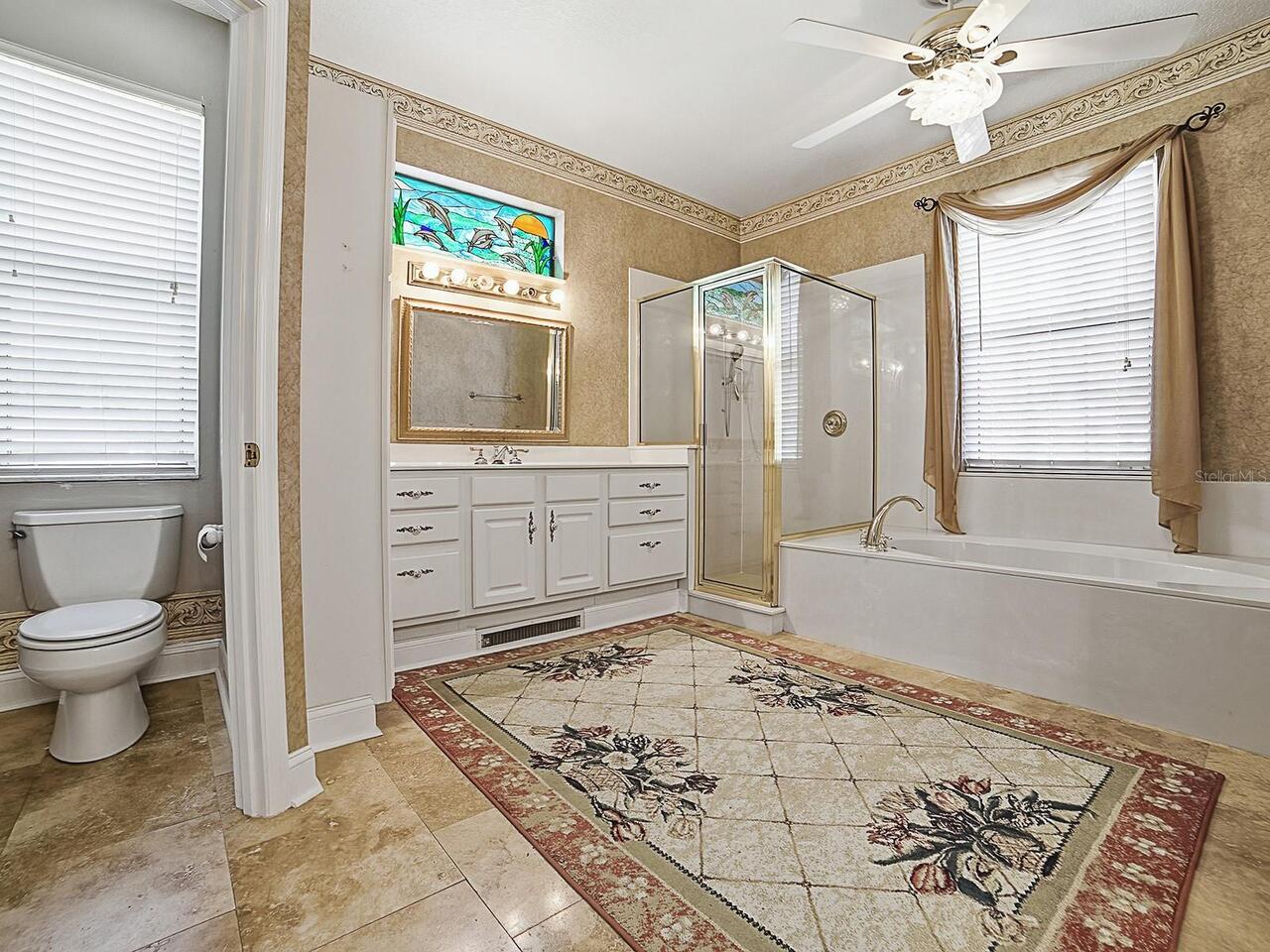 Listing Photo 11
