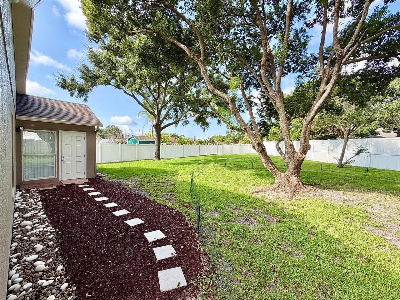 Listing Photo 15