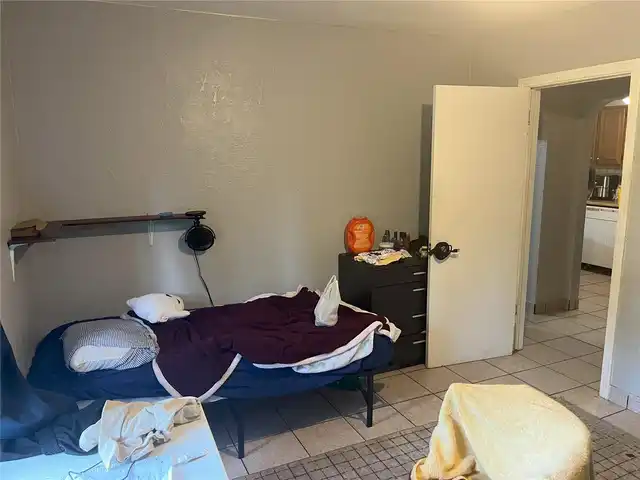 Listing Photo 7