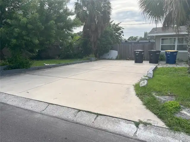 Listing Photo 18