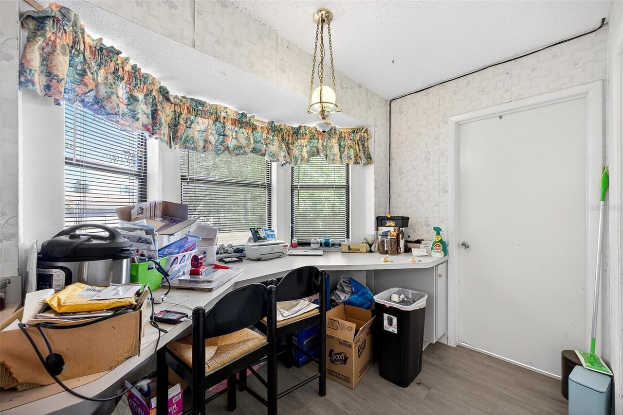 Listing Photo 11
