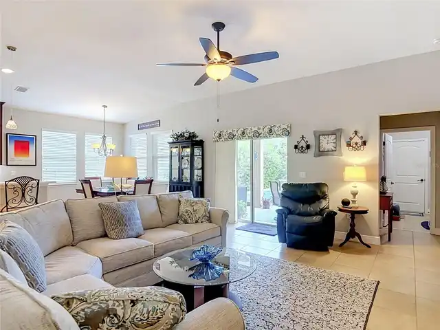 Listing Photo 34