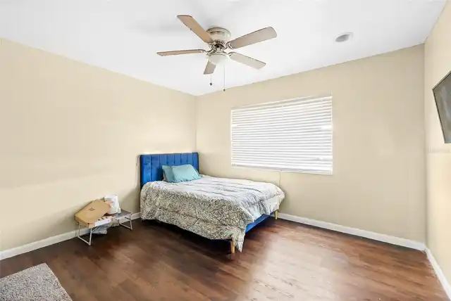 Listing Photo 20
