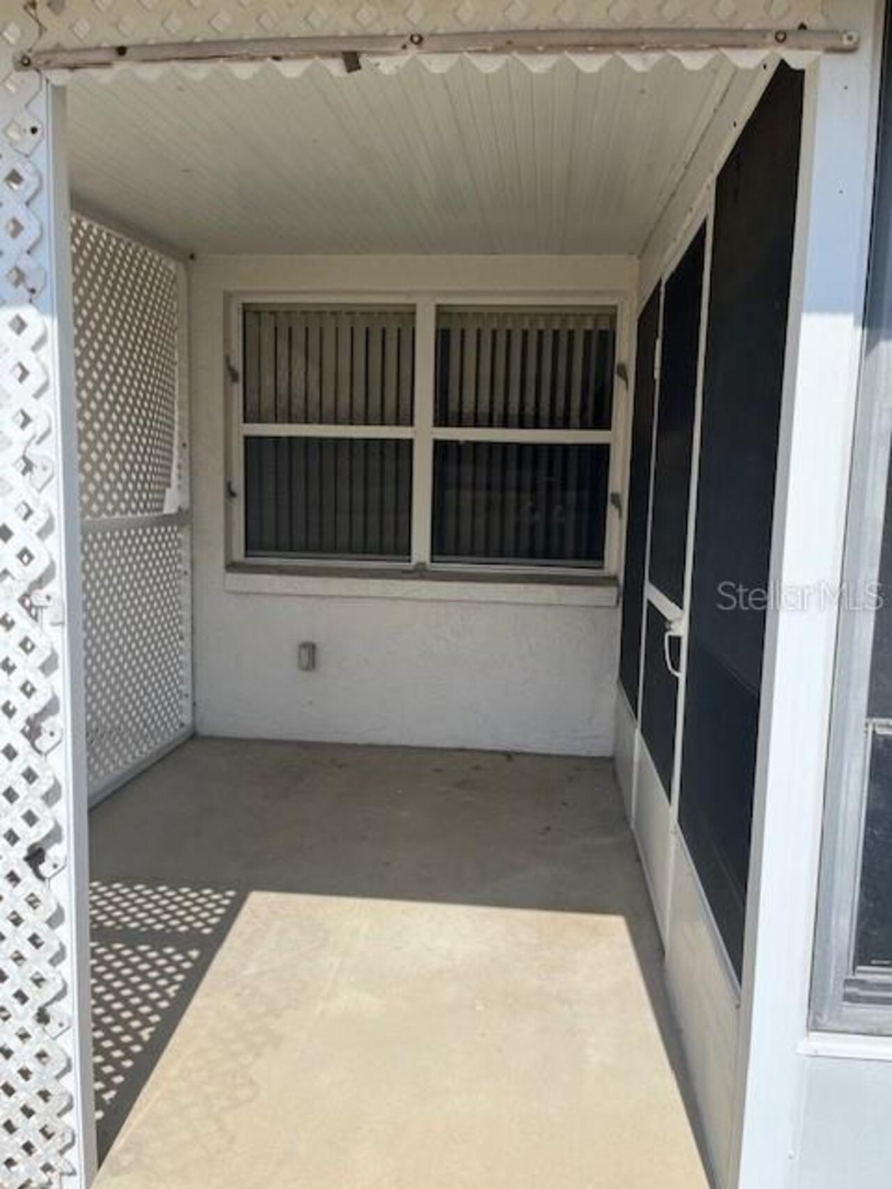 Listing Photo 12