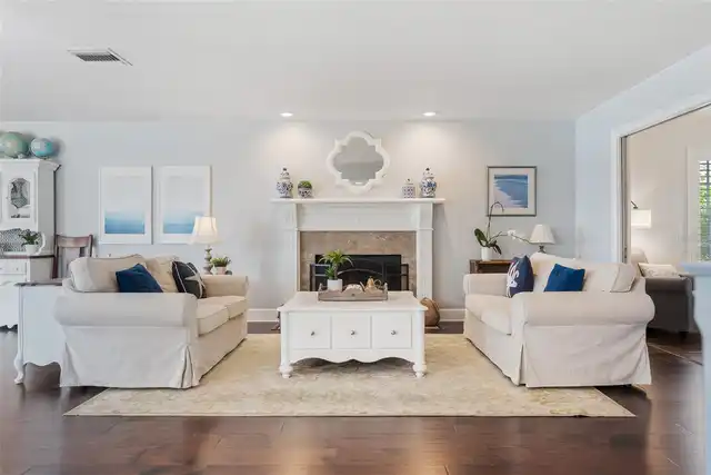 Listing Photo 15