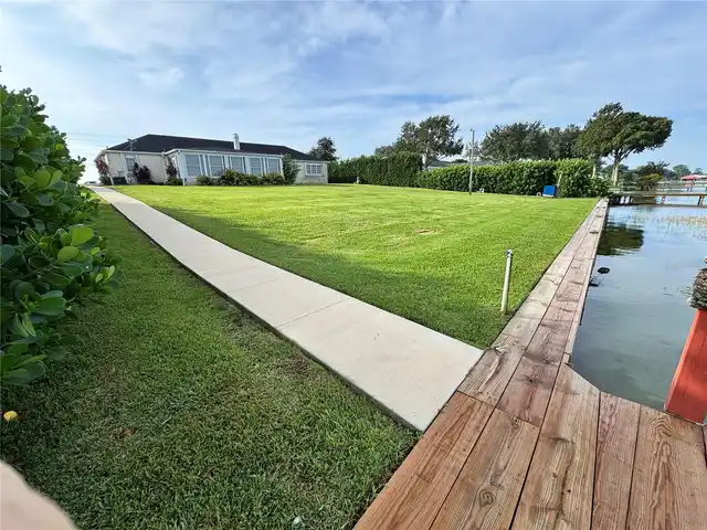 Listing Photo 11