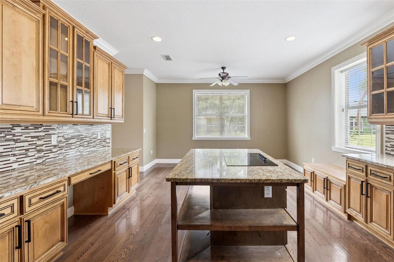 Listing Photo 15