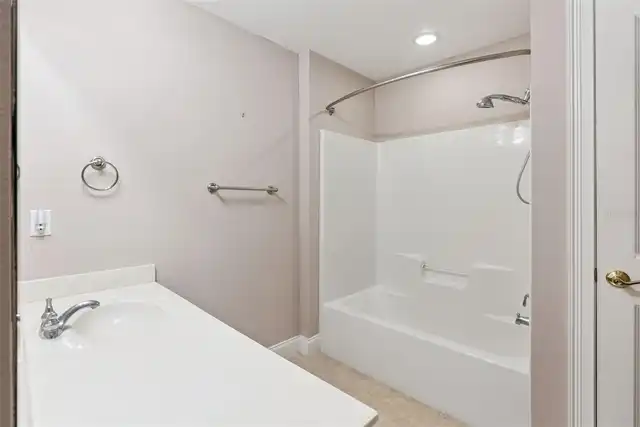 Listing Photo 41