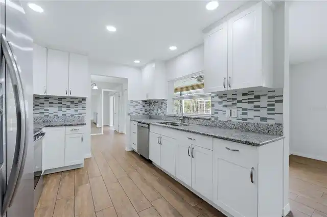 Listing Photo 19