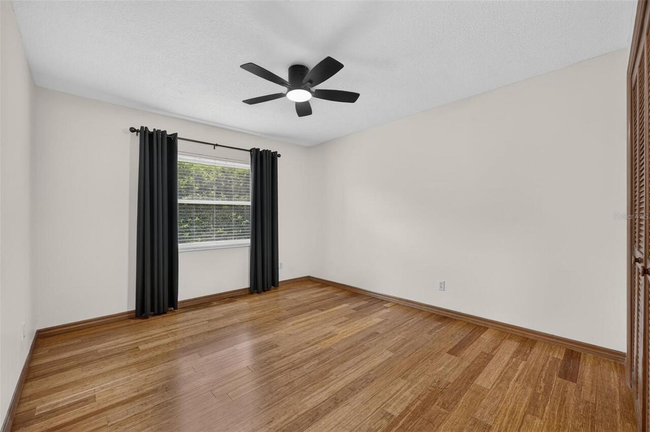 Listing Photo 32