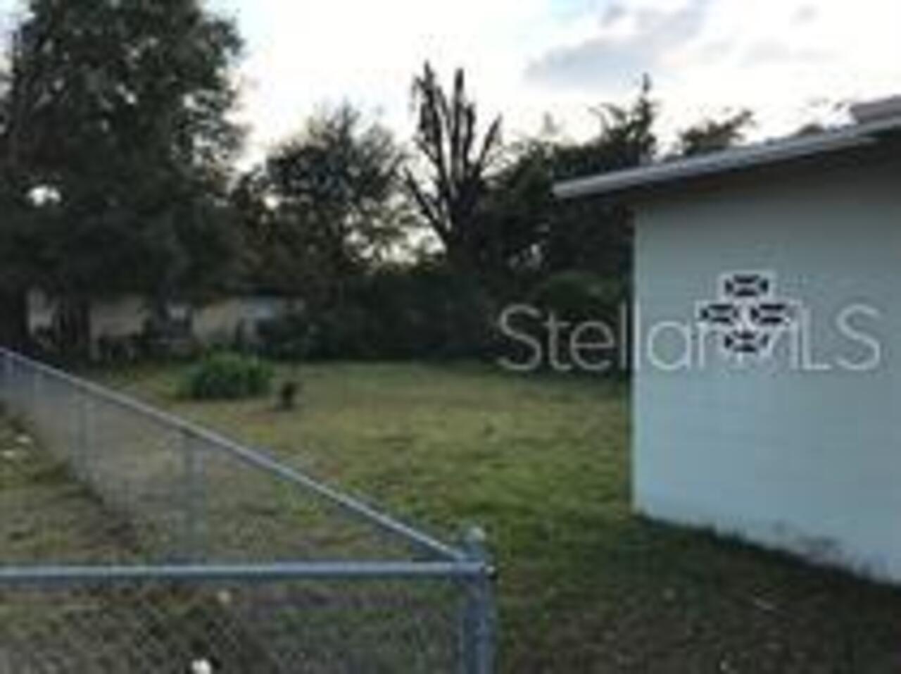 Listing Photo 12