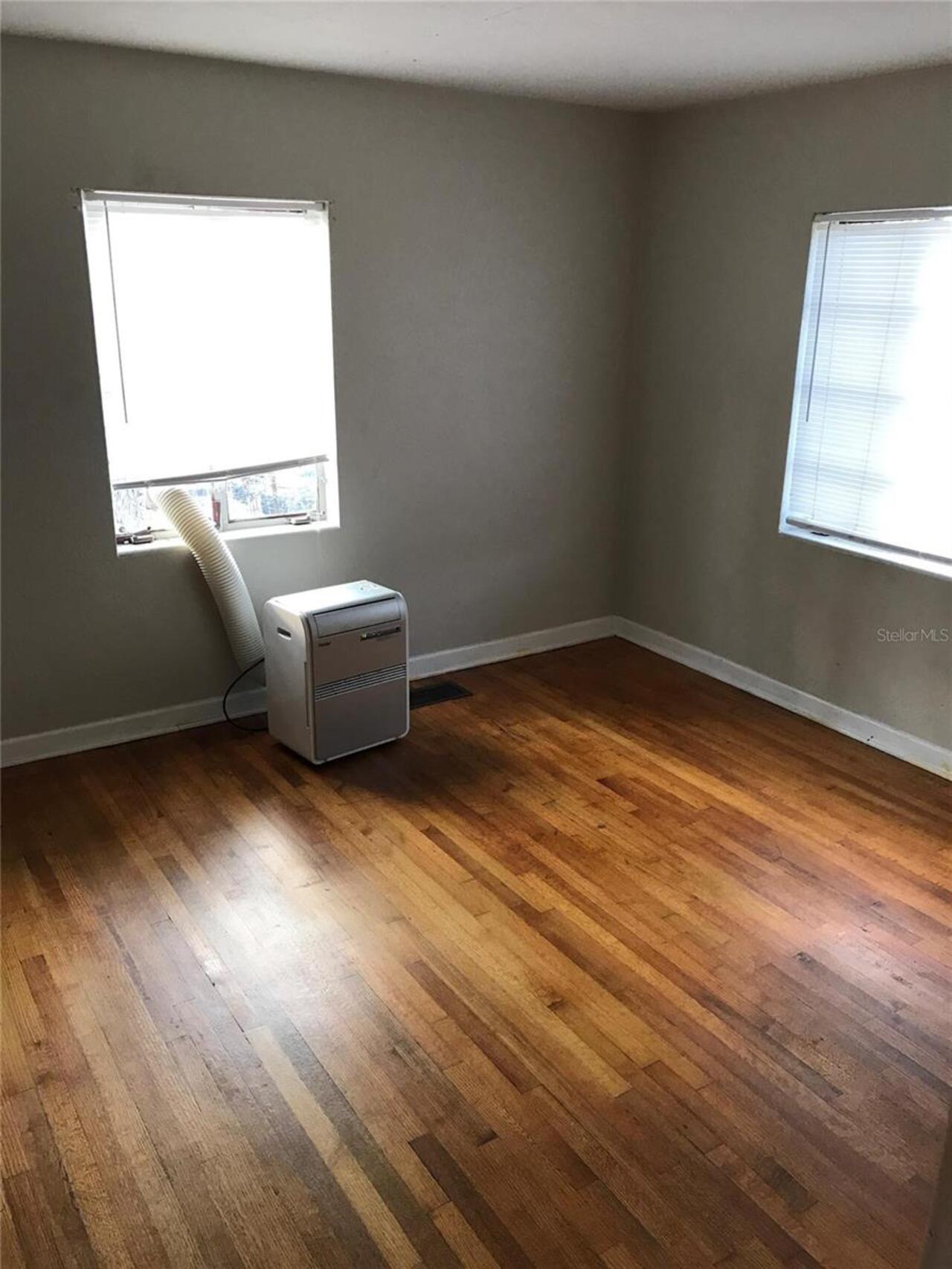 Listing Photo 16