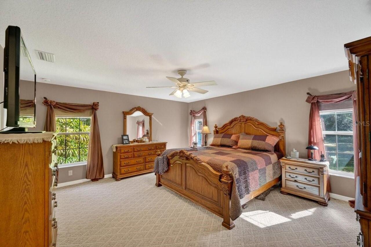 Listing Photo 25