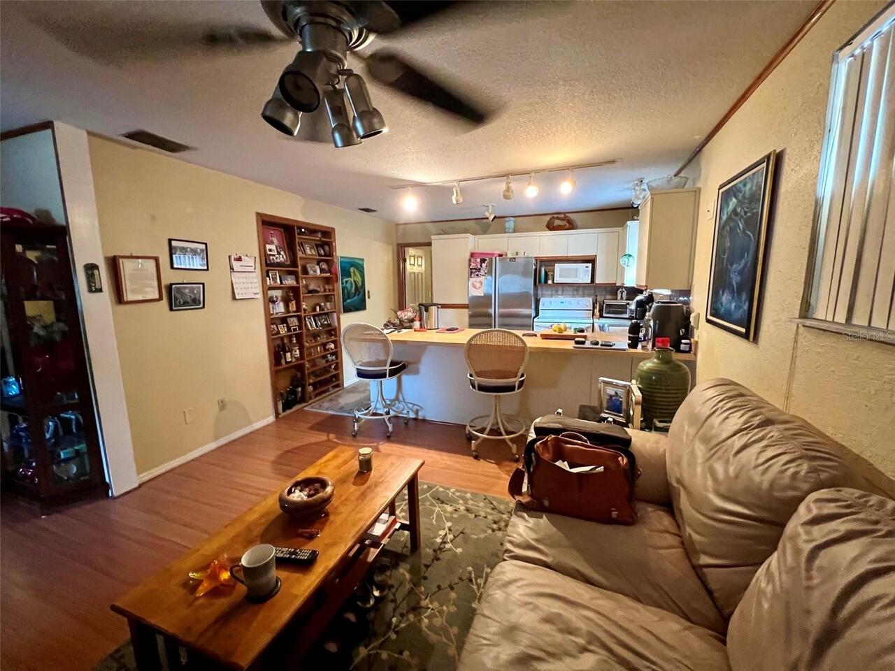 Listing Photo 7