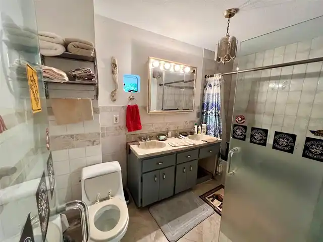 Listing Photo 14