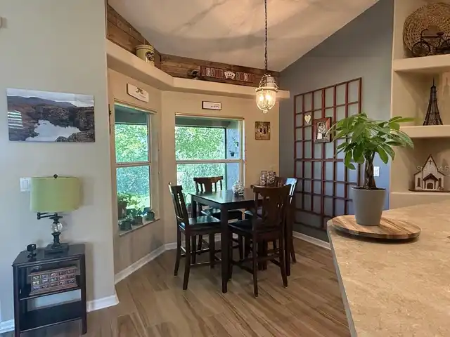 Listing Photo 18