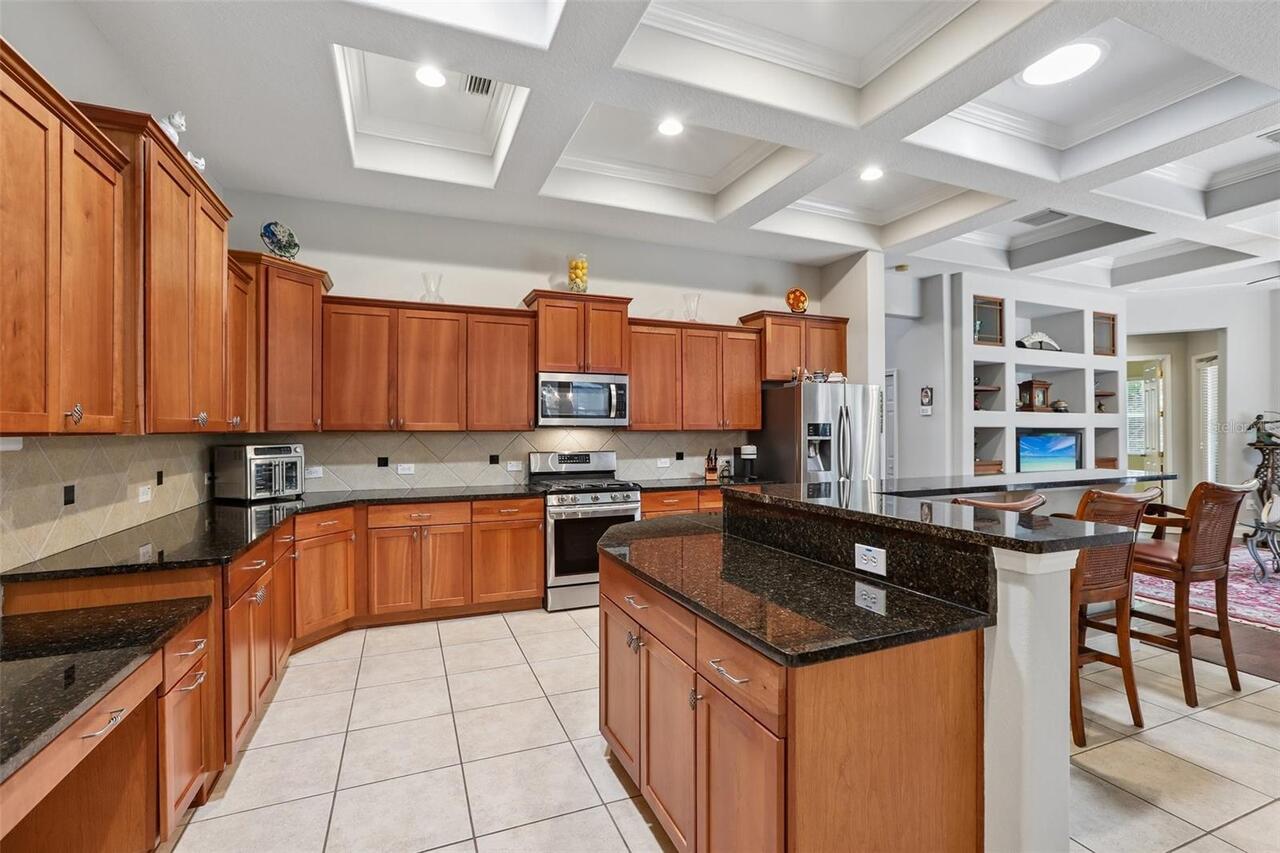 Listing Photo 12