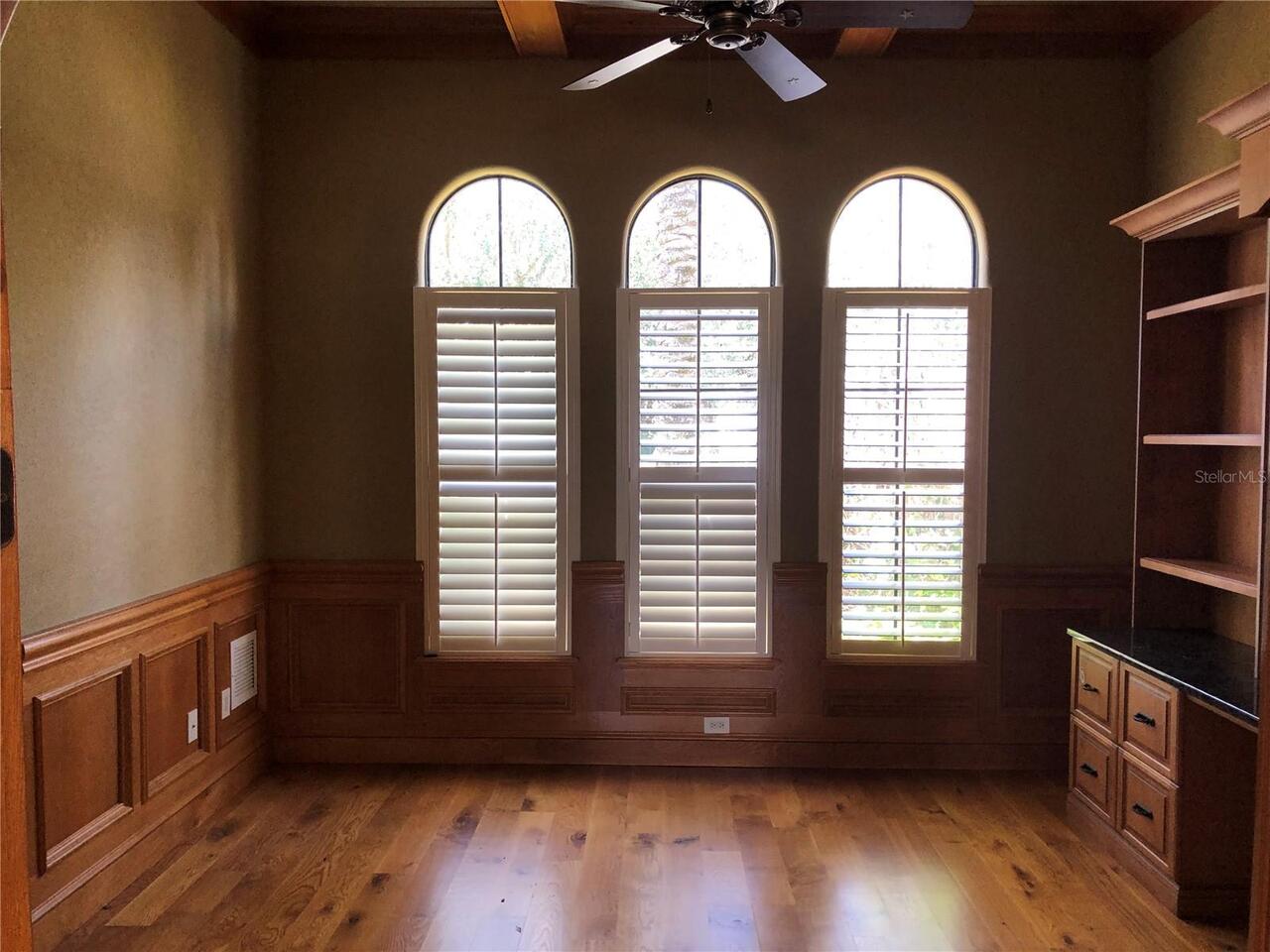 Listing Photo 11