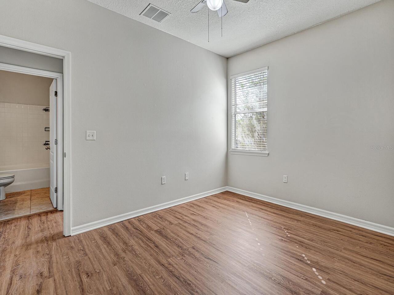 Listing Photo 26