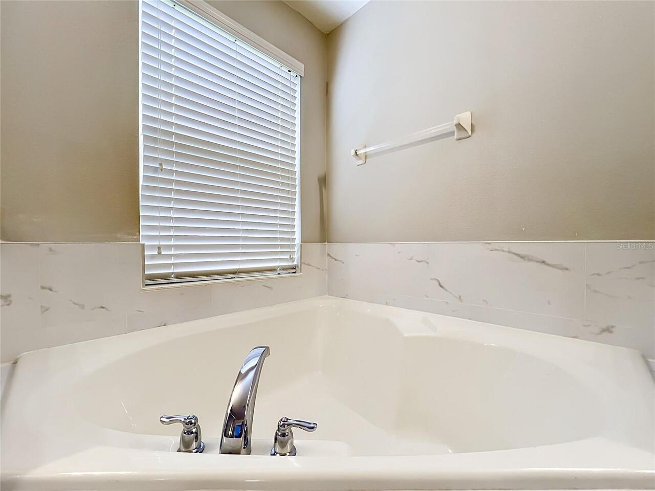Listing Photo 73