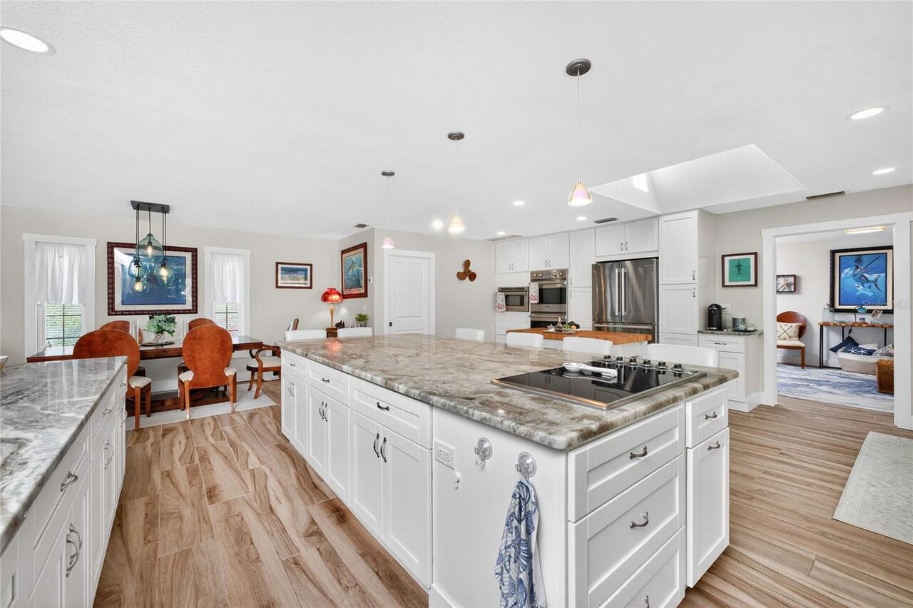 Listing Photo 8