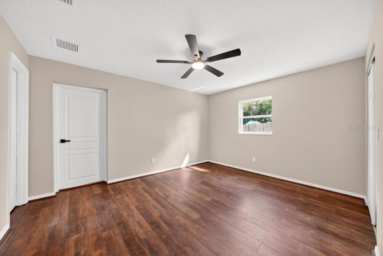 Listing Photo 33