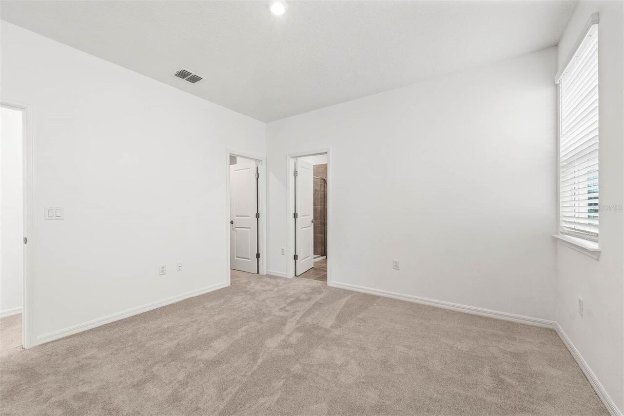 Listing Photo 24