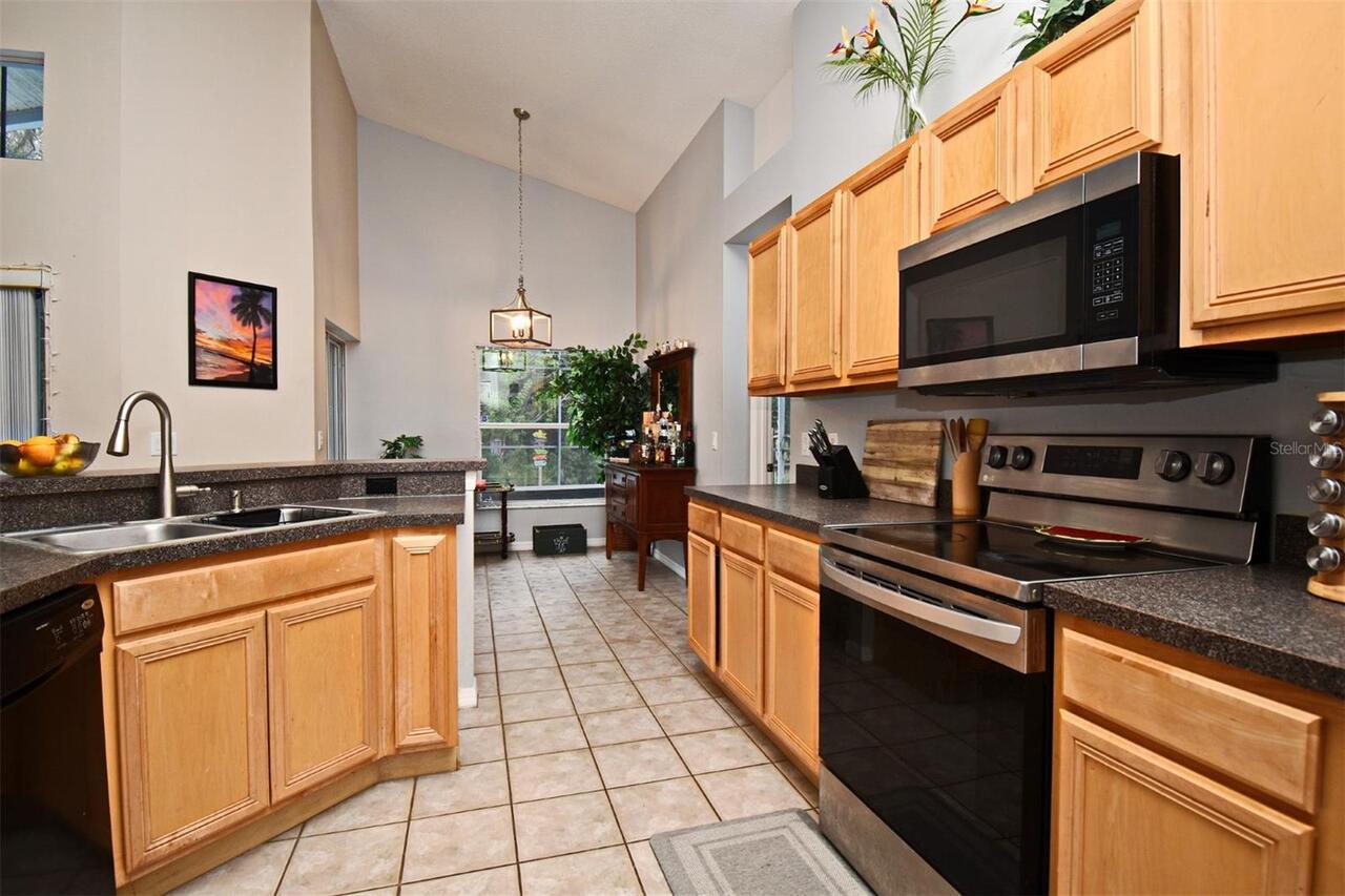 Listing Photo 9