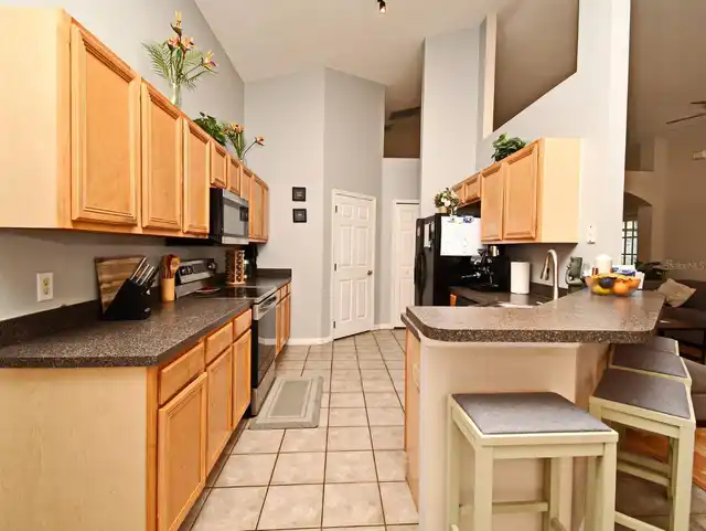 Listing Photo 10