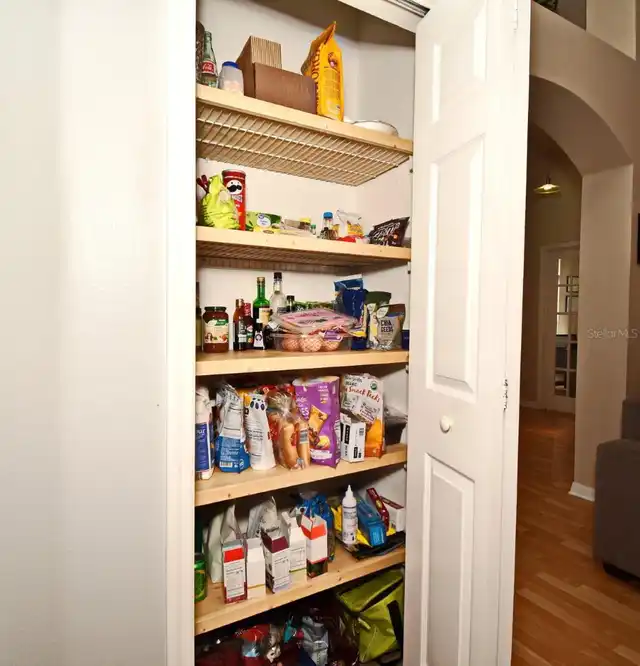 Listing Photo 12