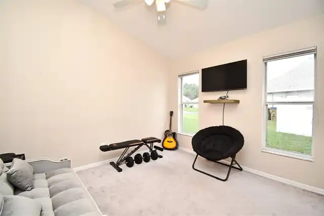 Listing Photo 19