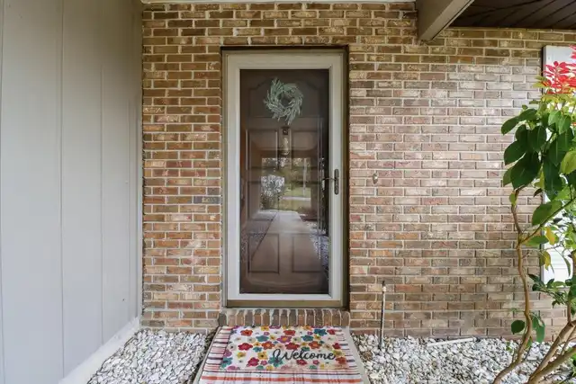 Listing Photo 8