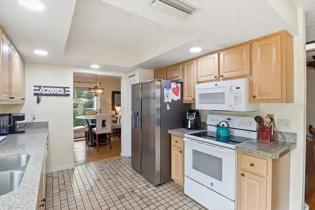 Listing Photo 18
