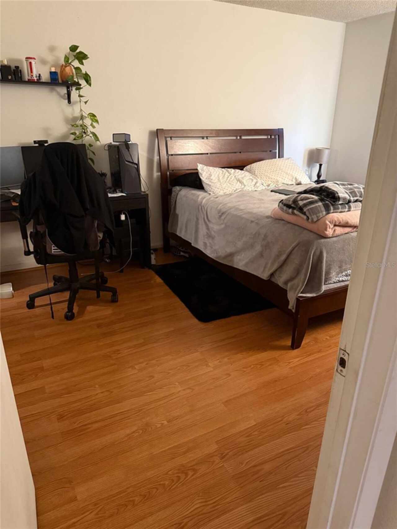 Listing Photo 5