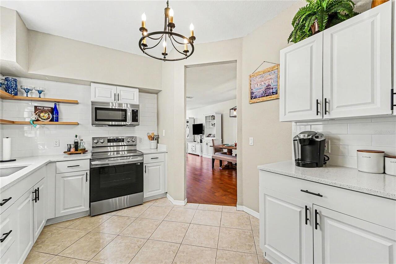 Listing Photo 14