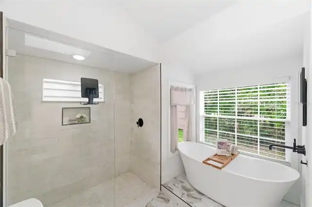 Listing Photo 23